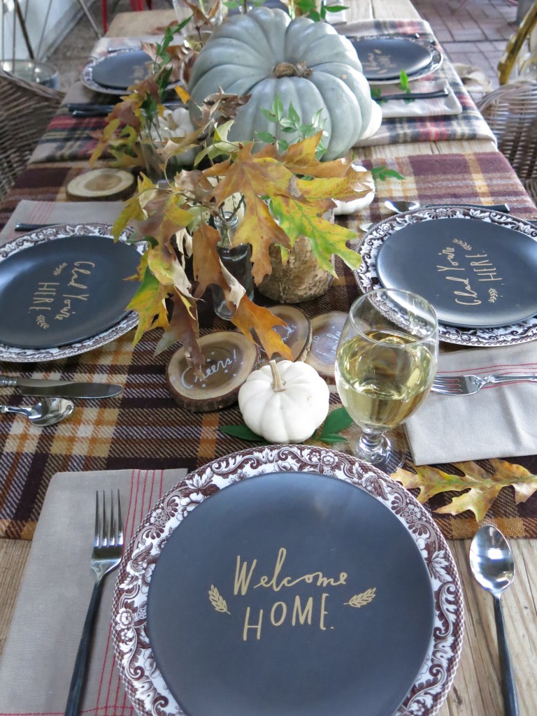 Inspiration for Your Thanksgiving Table: 9 Festive Tablescapes