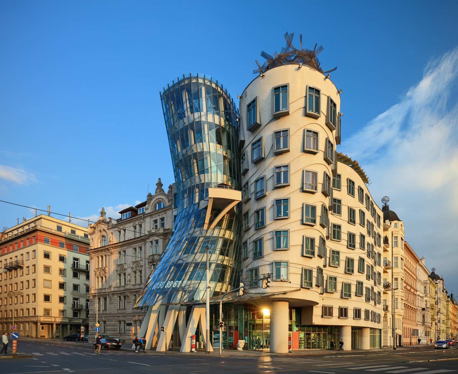 15 Incredible Must-See Buildings in Your Lifetime
