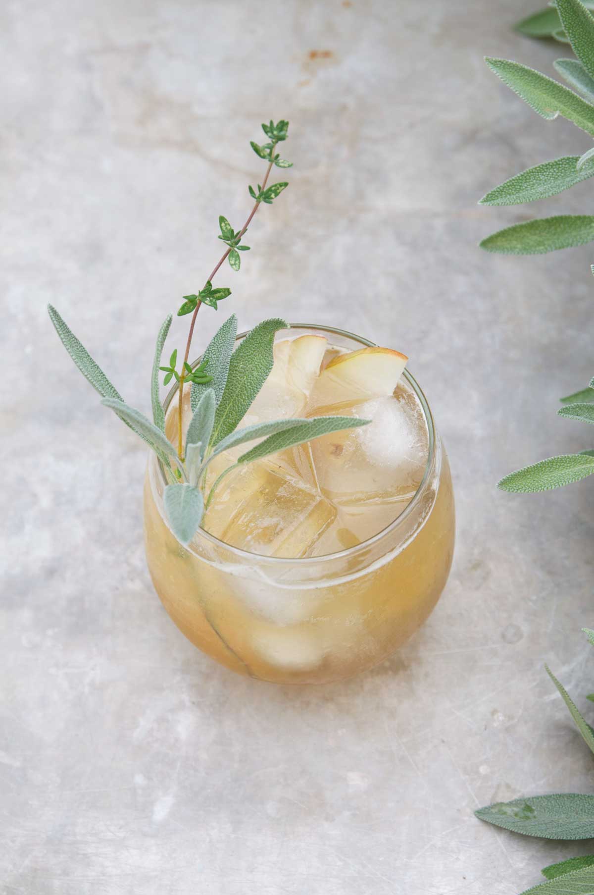 Bourbon and Spiced Pear Cocktail Fall Cocktails: Recipes for the Perfect Drink