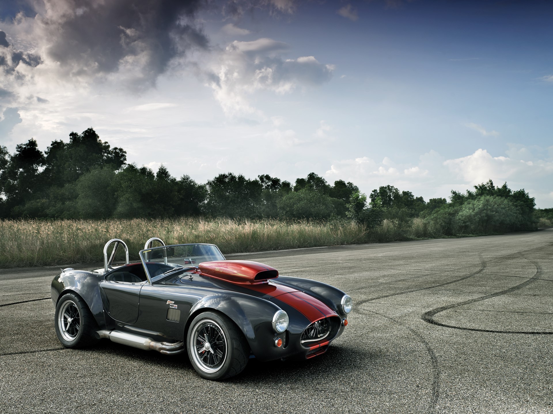 Weineck Cobra 760 CUI 14 Record-Setting Supercars That Made an Impression