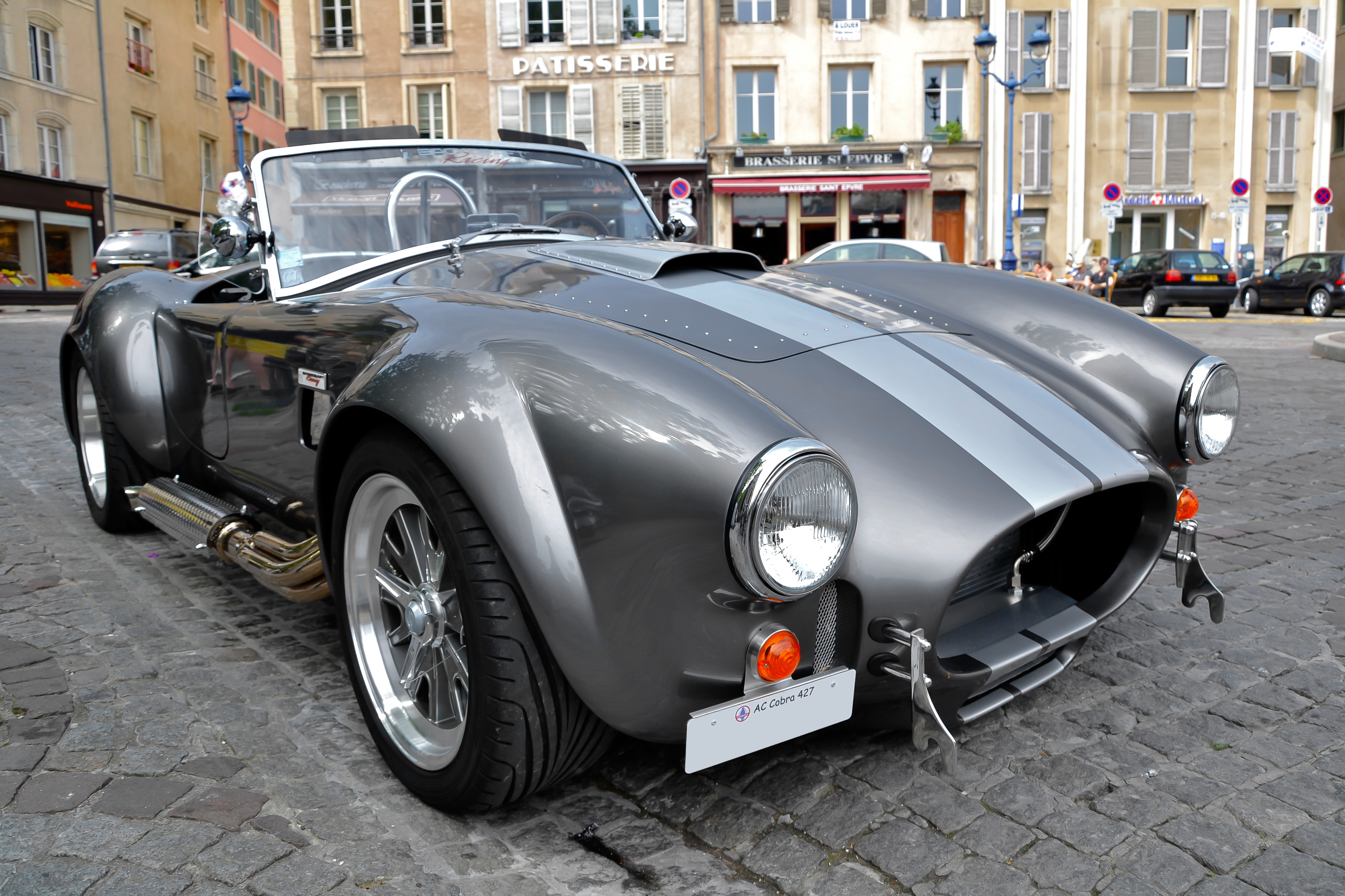 AC Cobra 427 14 Record-Setting Supercars That Made an Impression